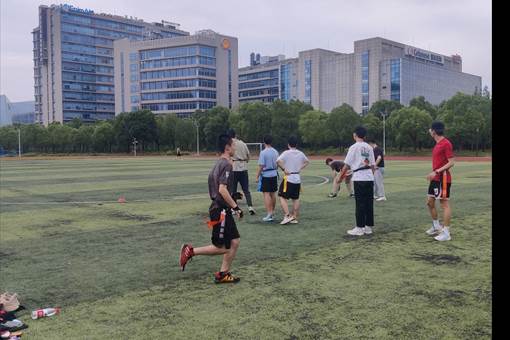 flagfootball-3.jpg